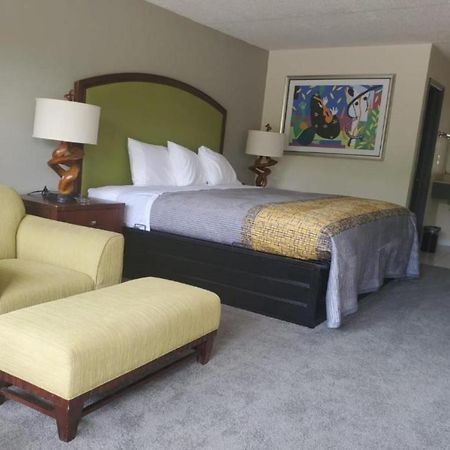 Palmetto Inn & Suites By Oyo オレンジバーグ エクステリア 写真