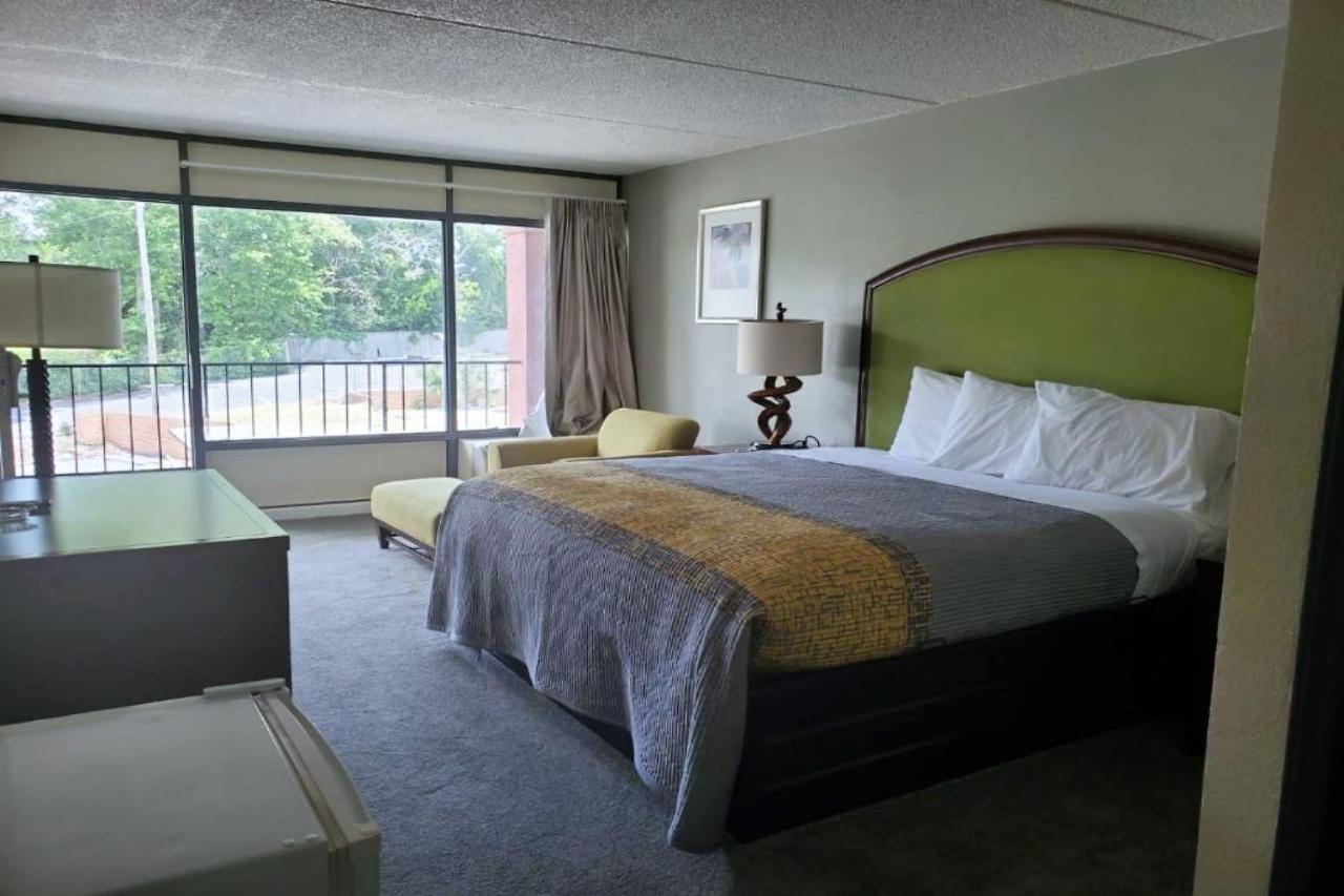 Palmetto Inn & Suites By Oyo オレンジバーグ エクステリア 写真